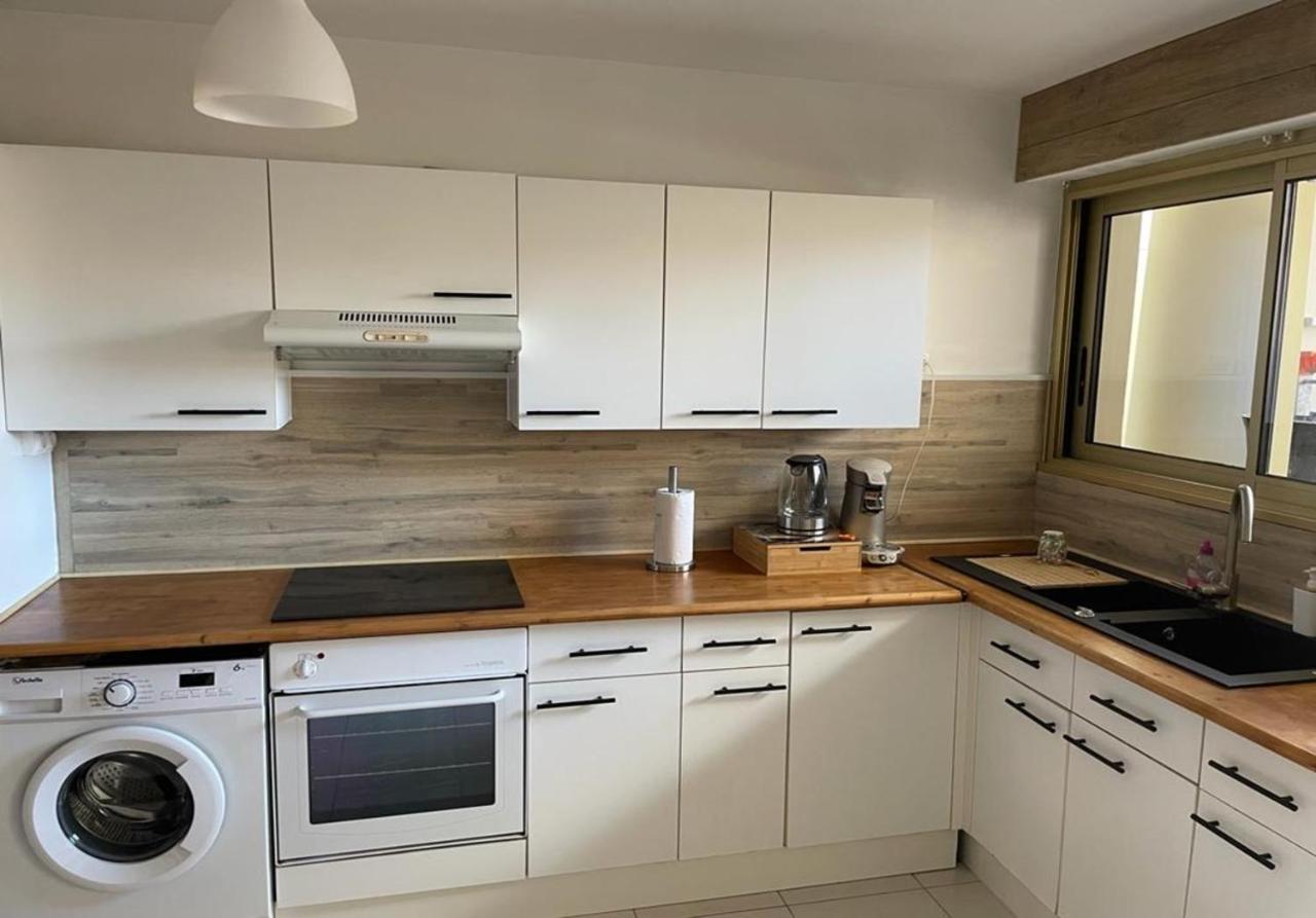 Centre De Les Pins 100m Plages Easy Check-in Apartment Juan-les-Pins